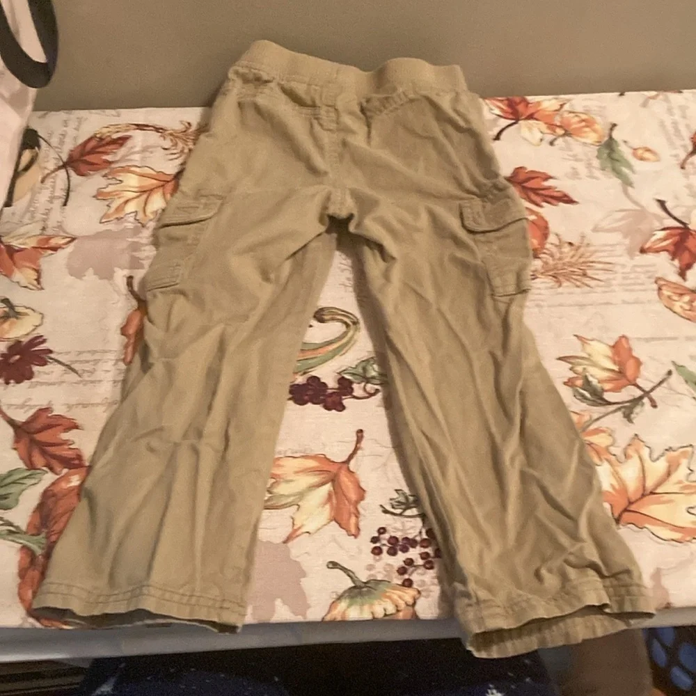 The Children’s Place Cargo Khaki Pants